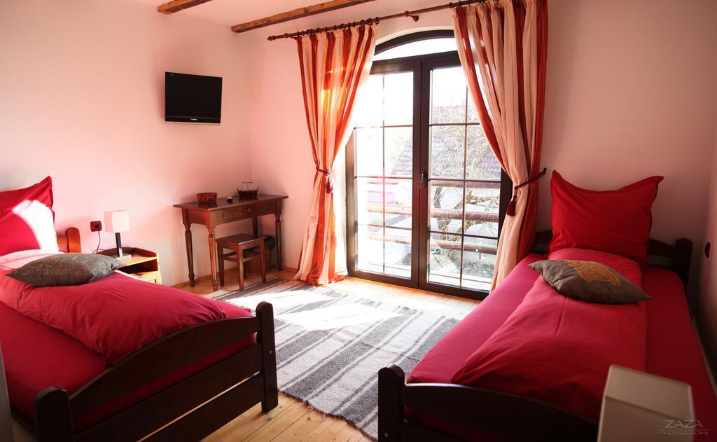 Casa Mosului - Transfagarasan Bed & Breakfast Cîrţişoara Rum bild