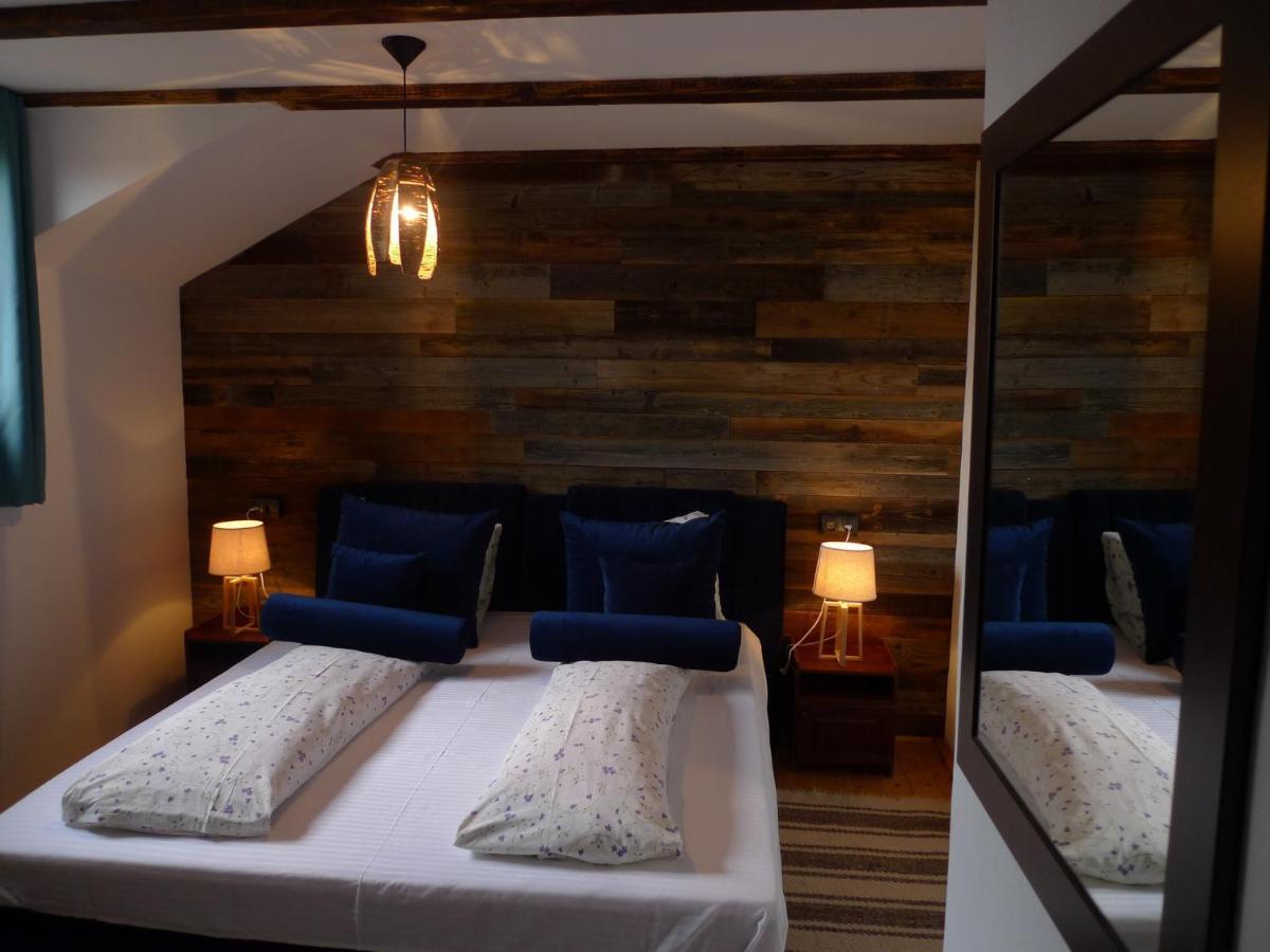 Casa Mosului - Transfagarasan Bed & Breakfast Cîrţişoara Exteriör bild